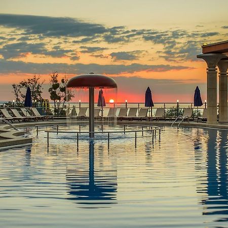 Astera Hotel & Spa With Free Private Beach Golden Sands Exterior photo